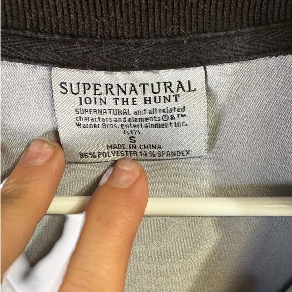 SUPERNATURAL Women’s Zip-Up Sweater Size Small - Picture 4 of 4